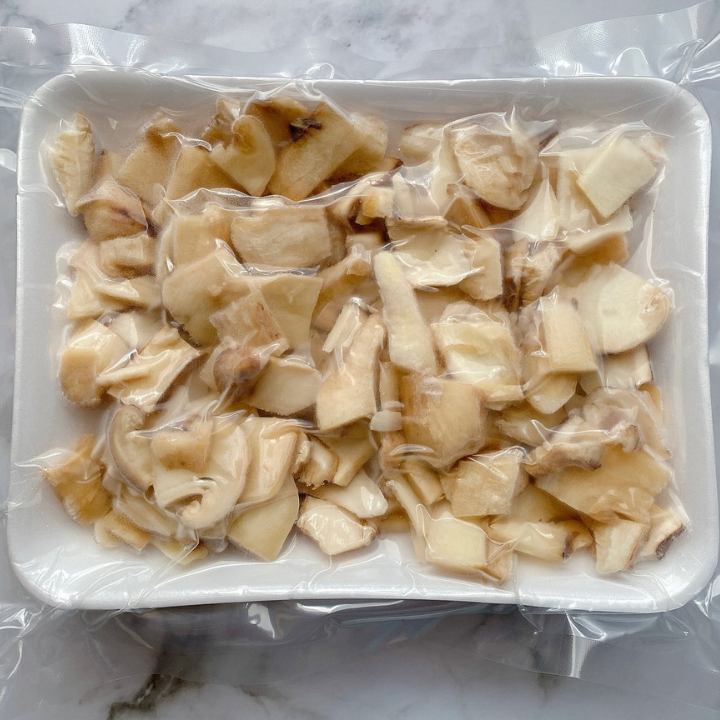 松茸【生冷凍/3×2cm角カット】