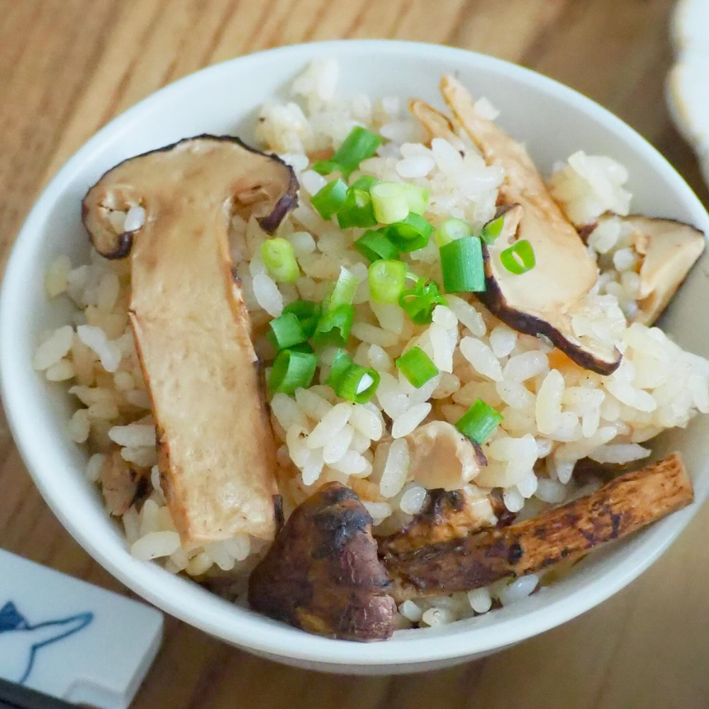 生鮮松茸 【中つぼみ】中国産