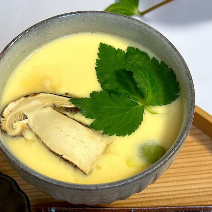 生鮮松茸 【中つぼみ】中国産